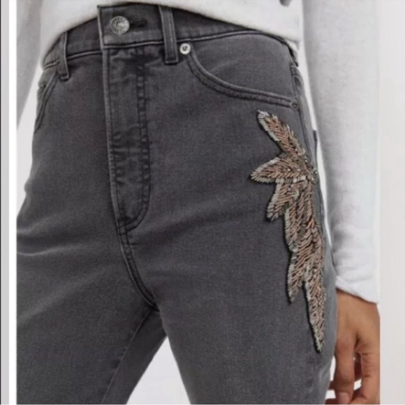 Express Gray Super High Rise Slim Leg Jeans with Beaded Detail- NWT- 6 - Picture 7 of 17